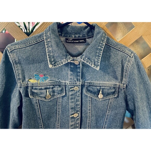 NO BOUNDARIES Embroidered Flowers Blue Denim Jacket Y2K 90's Juniors S - Picture 3 of 9